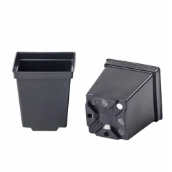 Plastic pot, 9x9x10cm C0.5L (used)